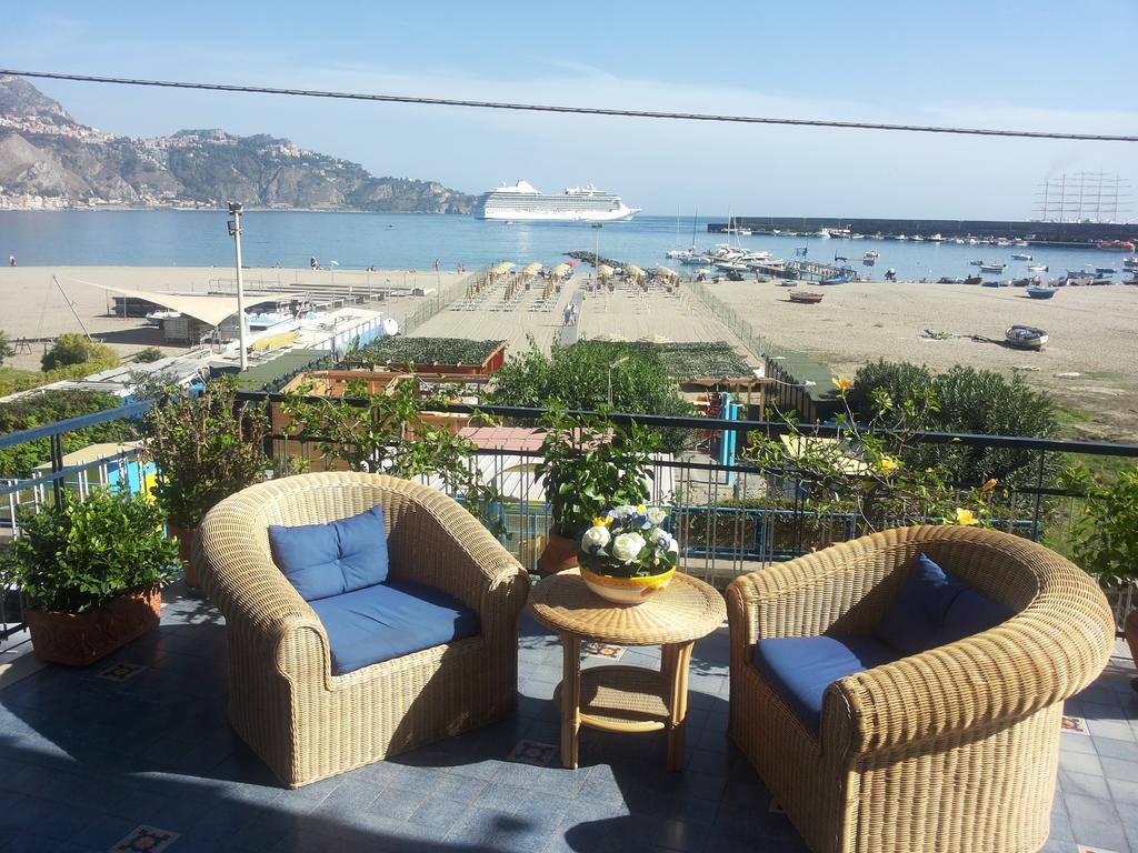 Terrazza Sul Mare Διαμέρισμα Giardini Naxos Δωμάτιο φωτογραφία